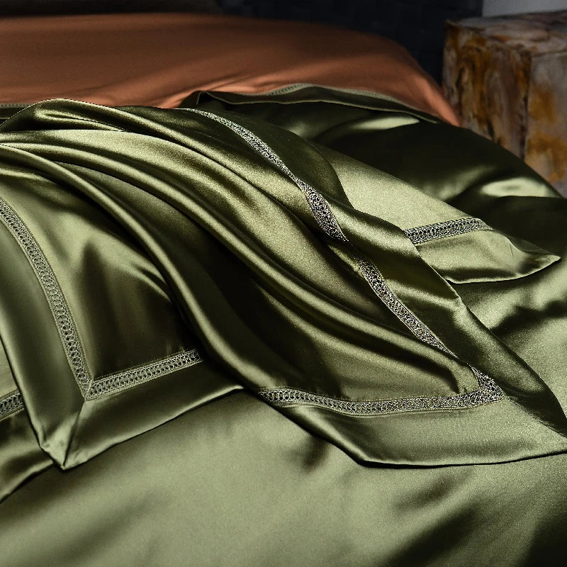 The Gilded Collection – 800TC Silk-Cotton Satin 4Pcs Bedding Set (Duvet Cover + Sheet + Pillowcases)
