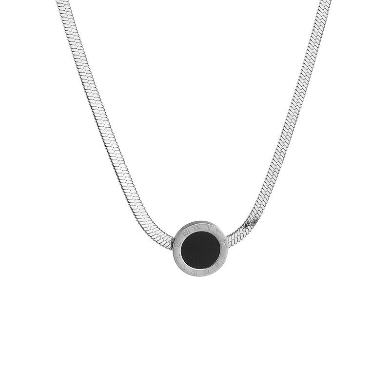 Numeral Noir Vintage Necklace in Silver