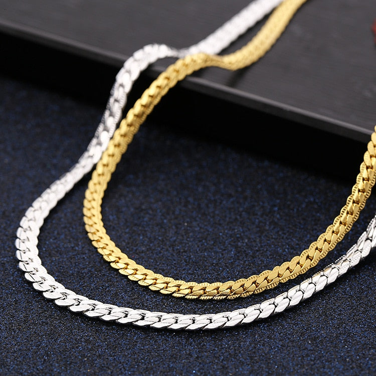 In Charge Chain in gold and silver